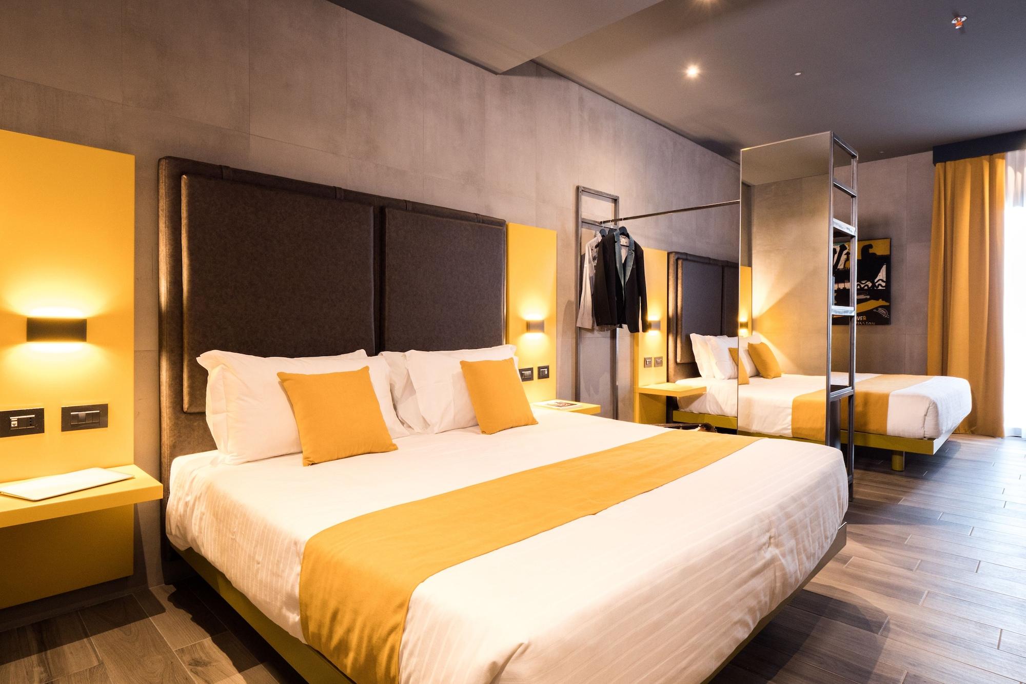 J24 Hotel Milano Экстерьер фото