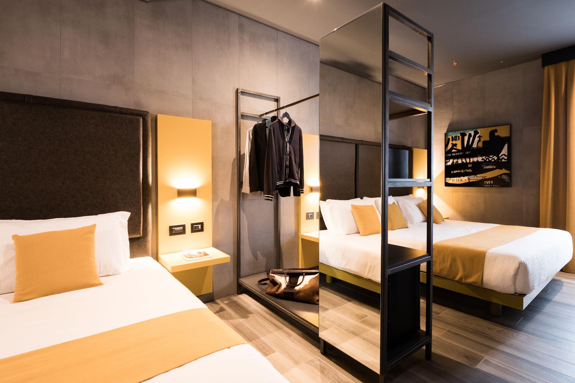 J24 Hotel Milano Экстерьер фото
