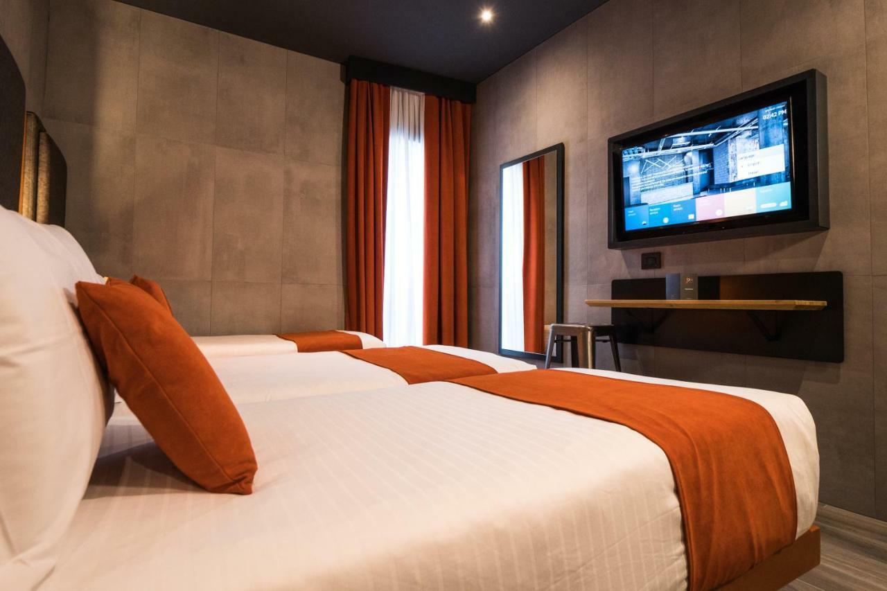 J24 Hotel Milano Экстерьер фото