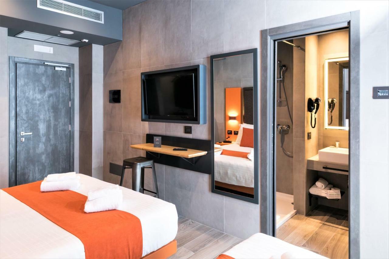 J24 Hotel Milano Экстерьер фото