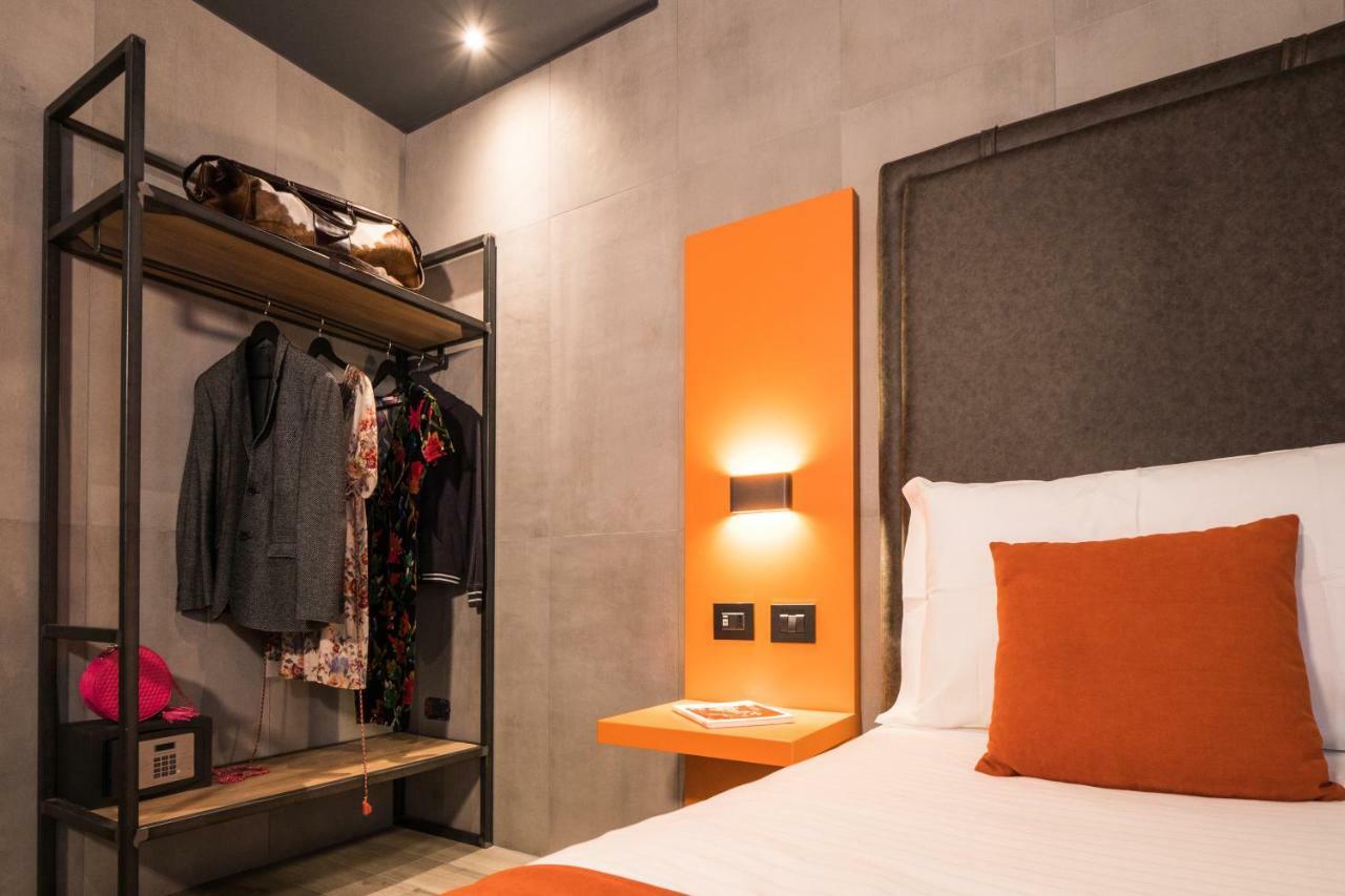 J24 Hotel Milano Экстерьер фото